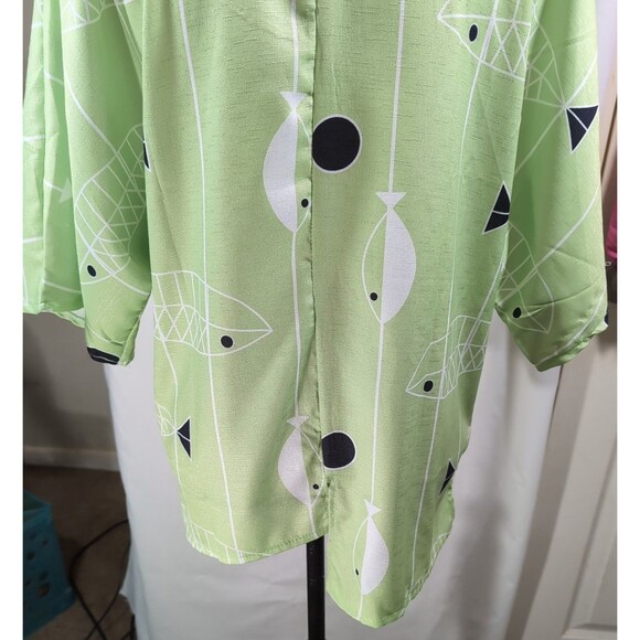 Miss look Blouse Fish Print Short Sleeve Pocket Detail Womans Size XL - Picture 10 of 16
